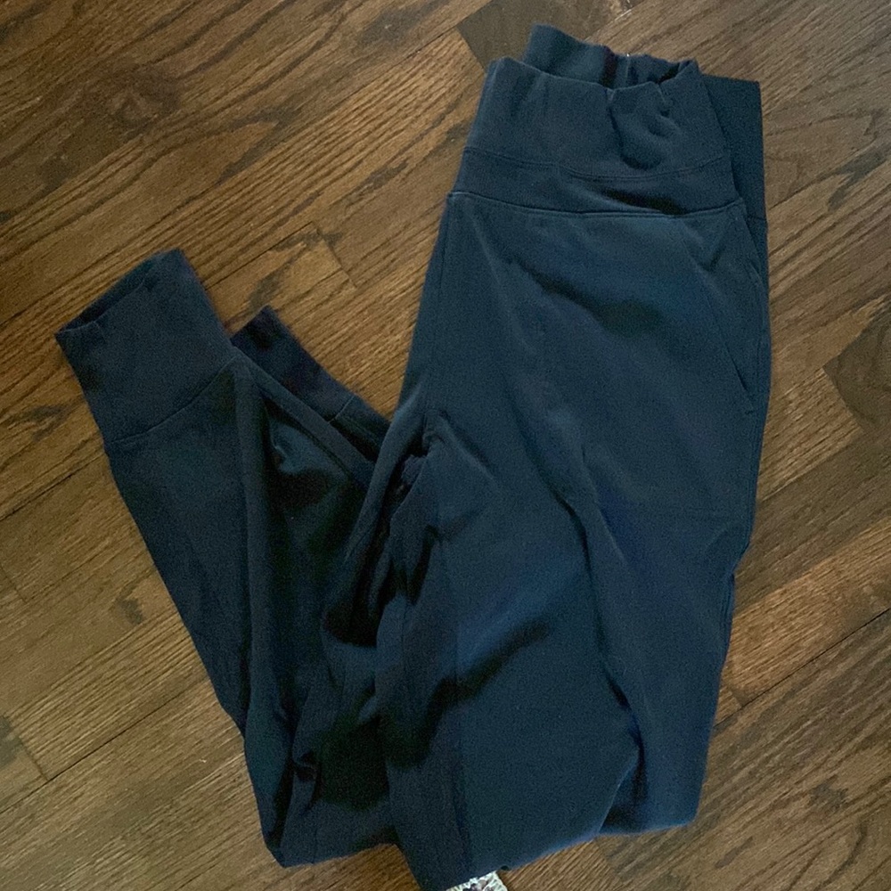 Athleta Venice Jogger- size medium TALL